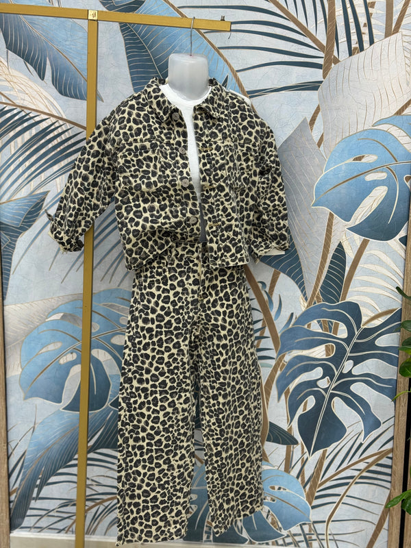 Coordinato denim animalier