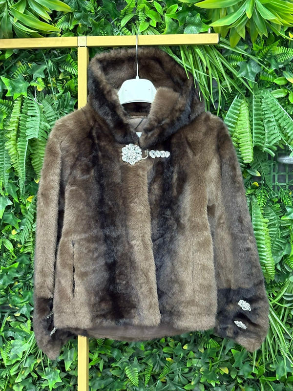 pelliccia mod. visone botton